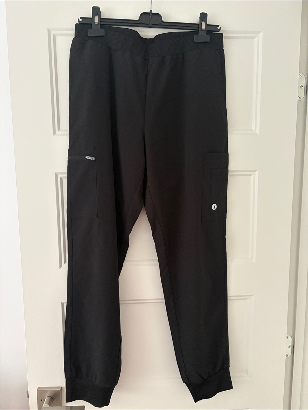Women's Black Scrub Cargo Jogger Pants - Comfort Stretch